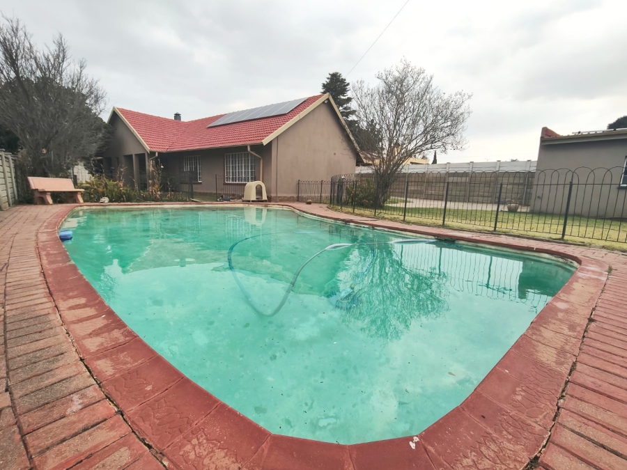 3 Bedroom Property for Sale in Vaalpark Free State